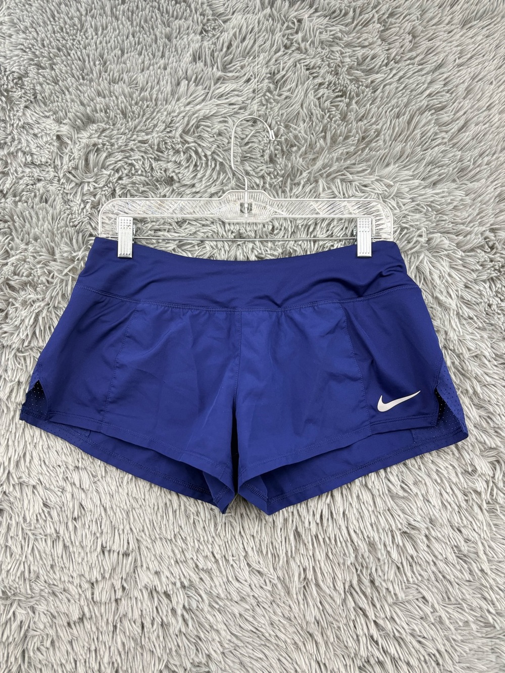 Nike Shorts Womens Medium Dri Fit Running Perforated Side Panels Blue Dry Crew